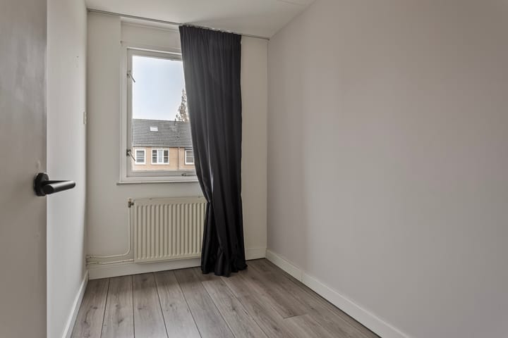 Foto 16 van Moldauplantsoen 15