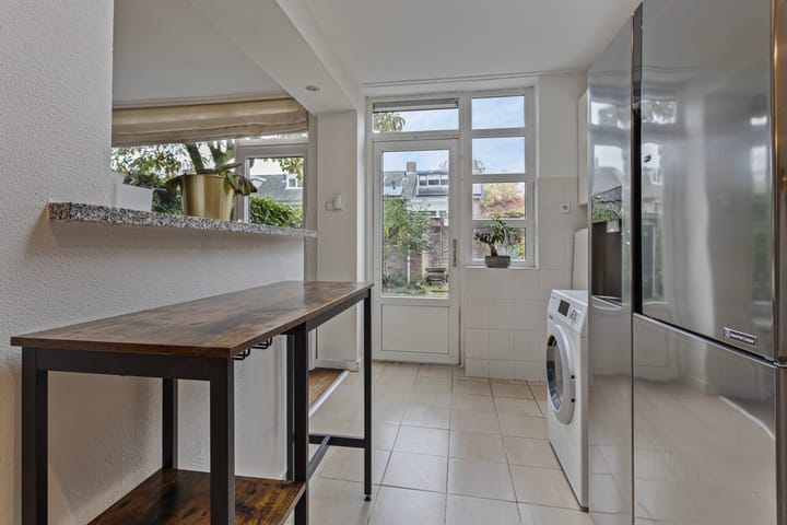 Foto 12 van Poeijersstraat 86