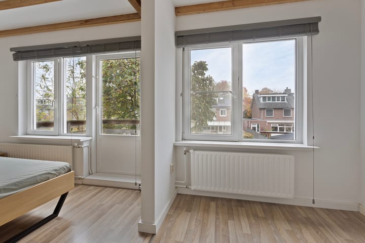 Foto 24 van Poeijersstraat 86