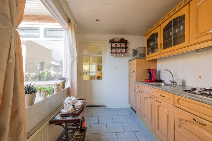 Photo 10 of Holkerweg 16