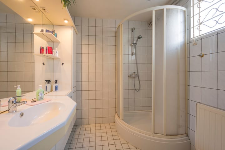 Photo 13 of Holkerweg 16