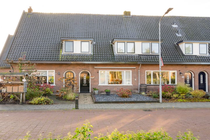 Photo 34 of Holkerweg 16