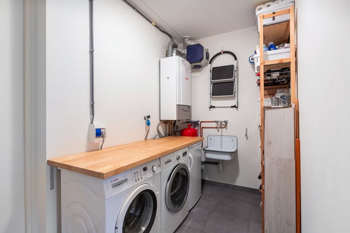 Photo 33 of Olympia 5