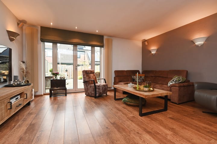 Foto 10 van Rozendreef 14