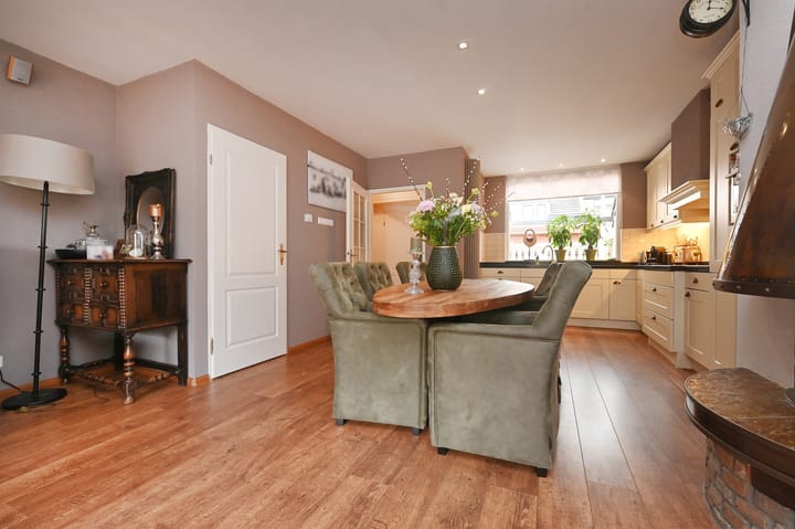 Foto 13 van Rozendreef 14