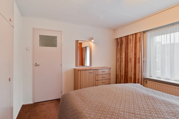 Foto 15 van Perzikstraat 14