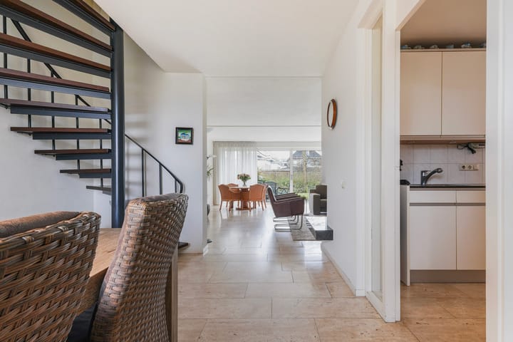 Photo 7 of Debussystraat 27