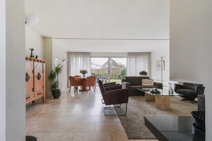 Photo 11 of Debussystraat 27