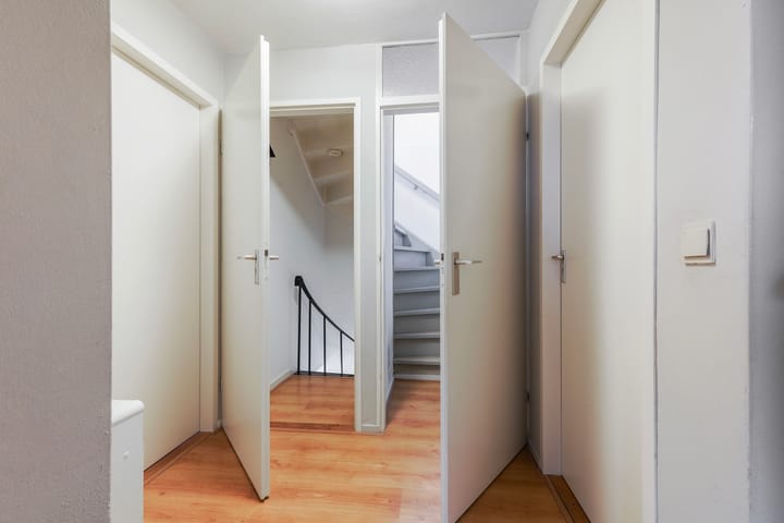 Photo 18 of Debussystraat 27