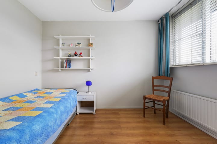 Photo 22 of Debussystraat 27