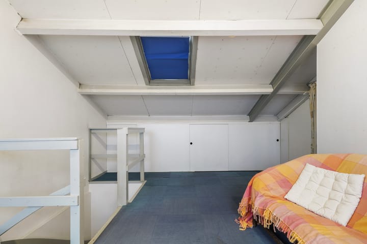 Photo 26 of Debussystraat 27