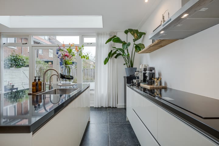 Photo 24 of Hyacinthstraat 14