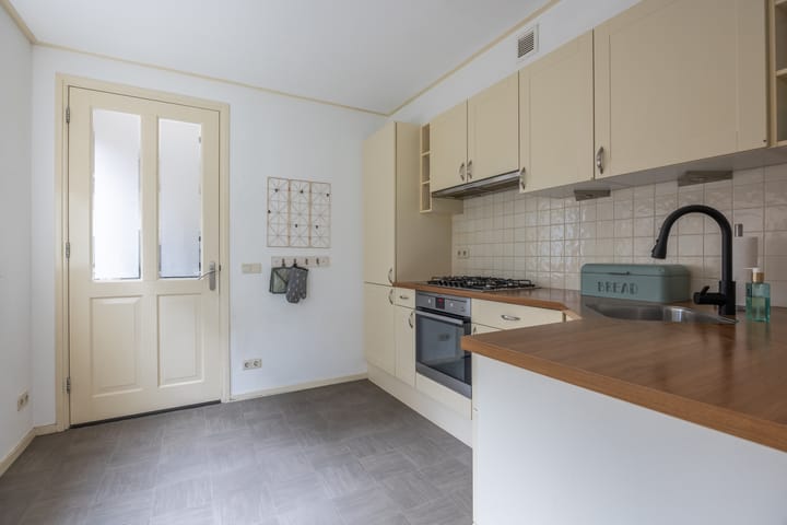 Foto 15 van Parallelweg SS 101