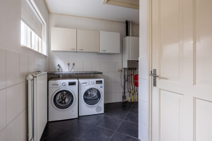 Foto 18 van Parallelweg SS 101