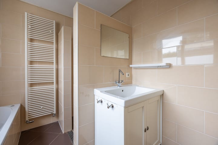 Foto 24 van Parallelweg SS 101