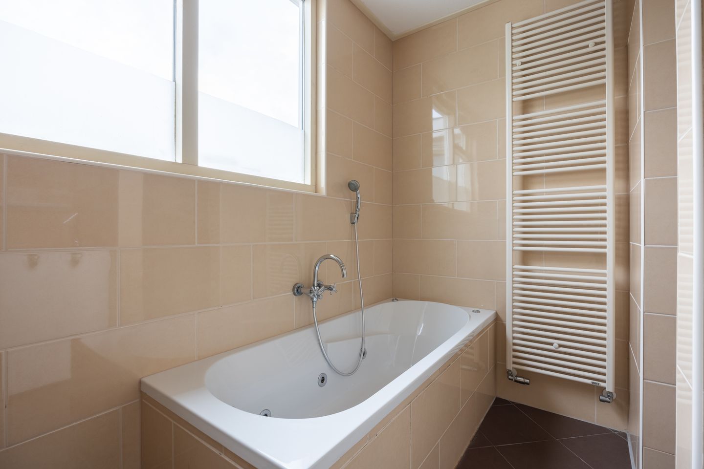 Foto 25 van Parallelweg SS 101