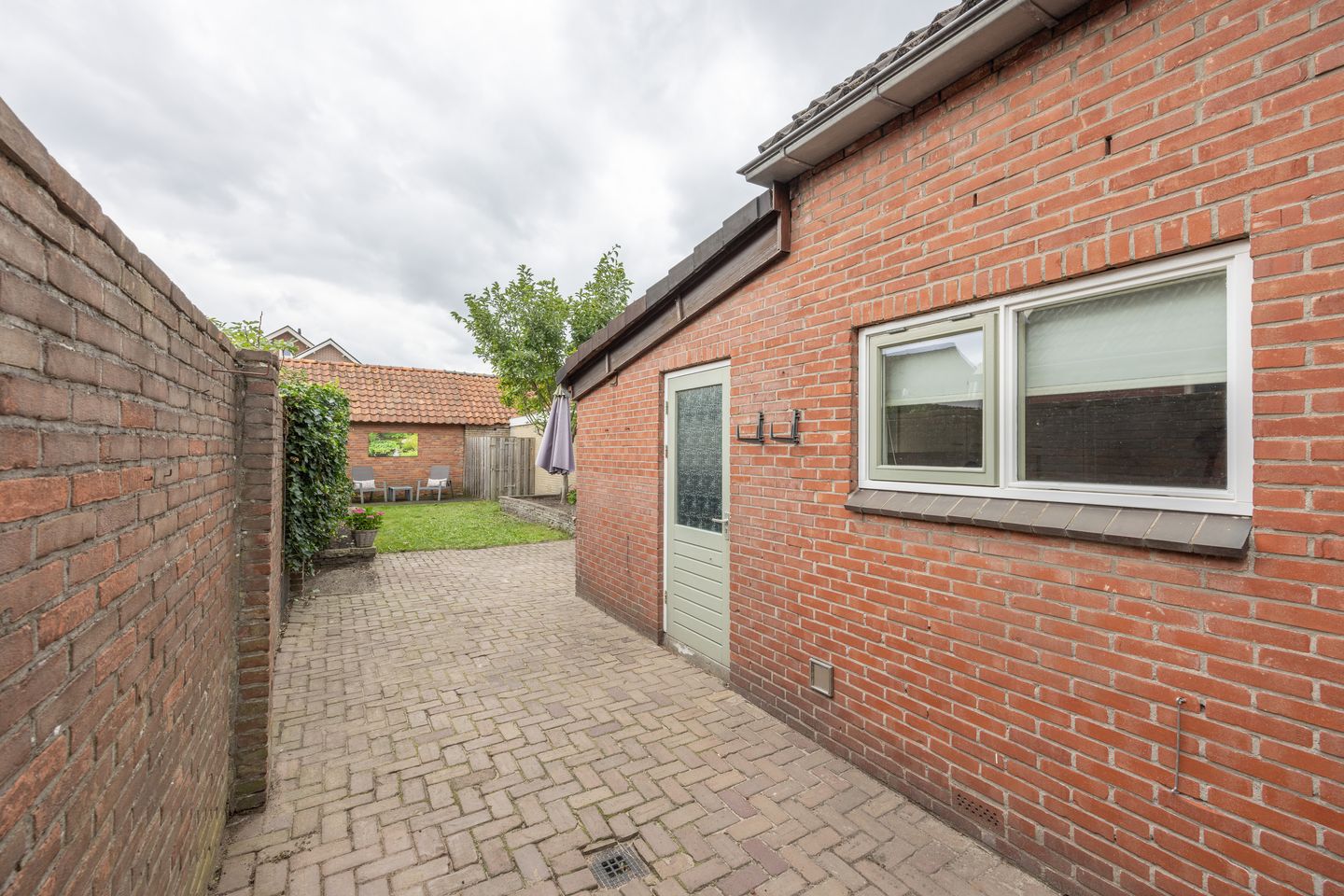 Foto 40 van Parallelweg SS 101