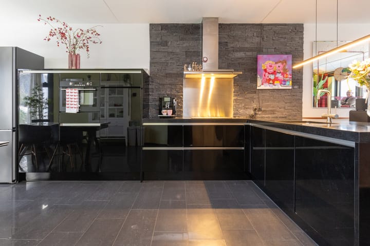 Foto 18 van Schouwmeester 48