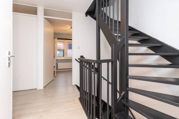 Foto 32 van Schouwmeester 48