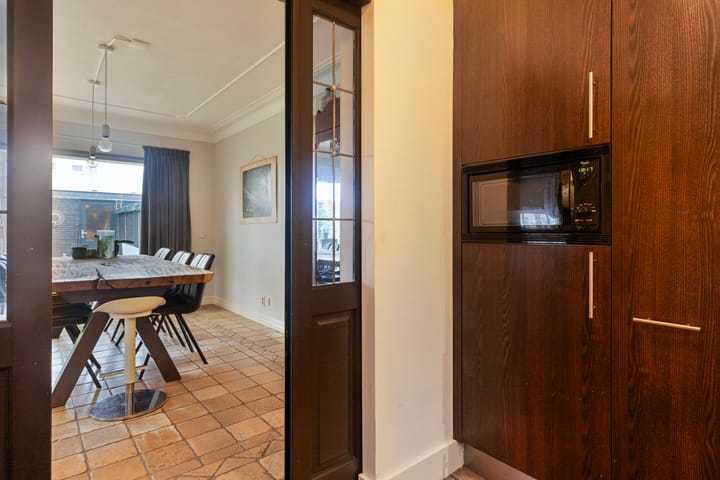 Foto 14 van Schipluidenlaan 145