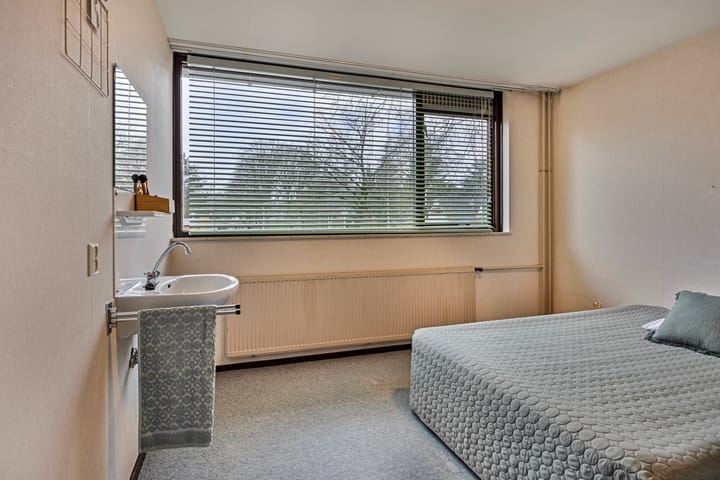 Photo 24 of Veldeksterweg 45