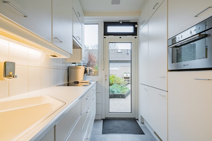 Photo 24 of Prinses Margrietlaan 26