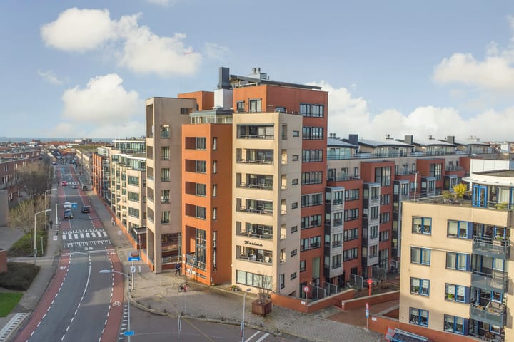 Photo 8 of Tramstraat 326