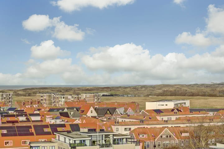 Photo 56 of Tramstraat 326