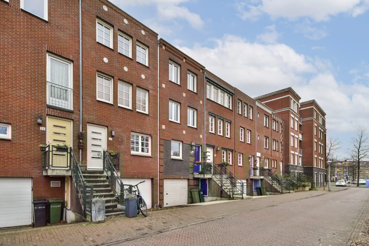 Foto 25 van Dom H. van der Laanstraat 28