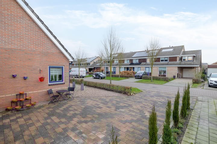 Foto 7 van Standvoetbeker 1