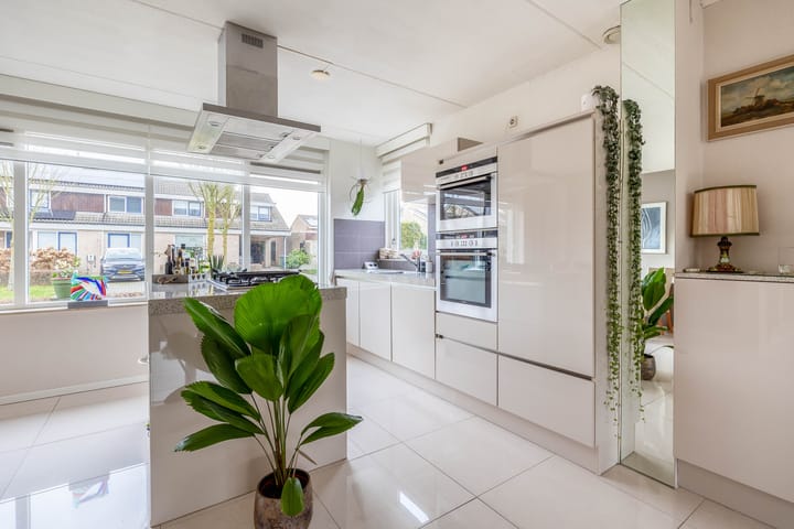 Foto 14 van Standvoetbeker 1