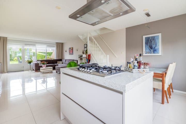 Foto 18 van Standvoetbeker 1