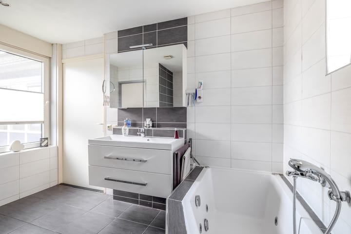 Foto 23 van Standvoetbeker 1