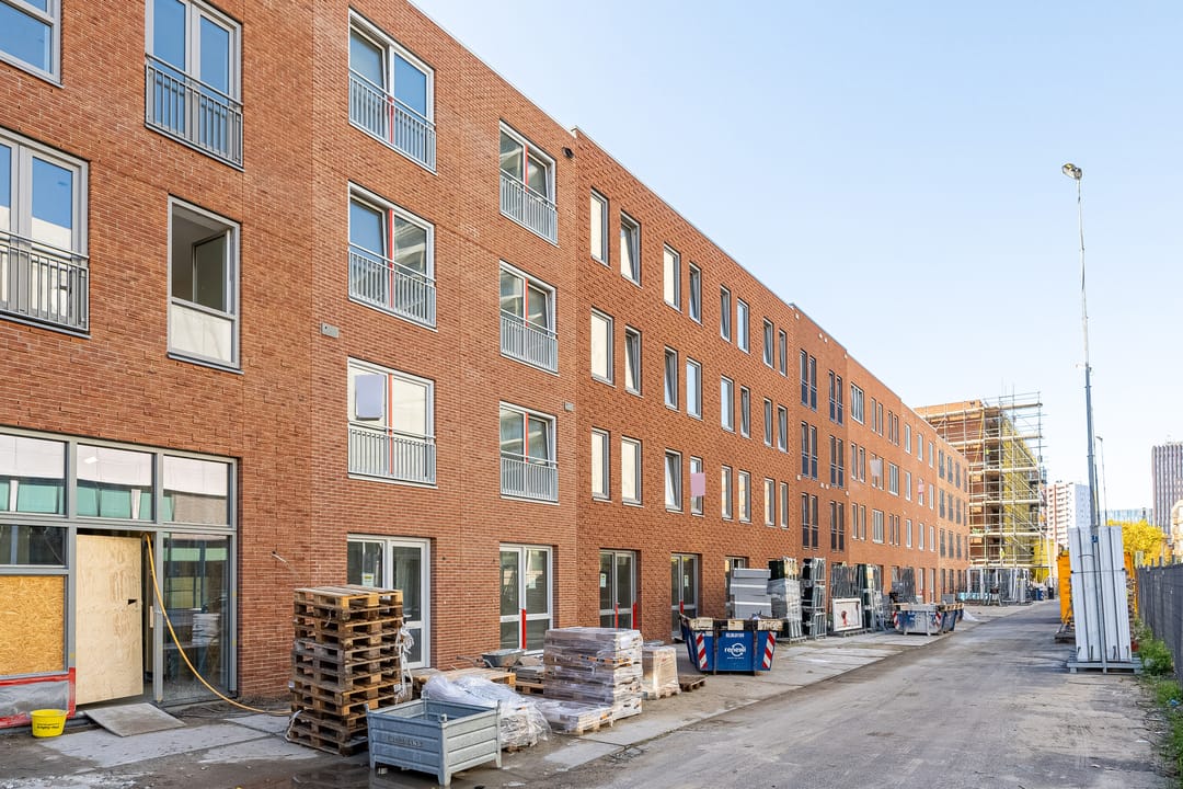 Foto 47 van Albertina Sisulupad 92