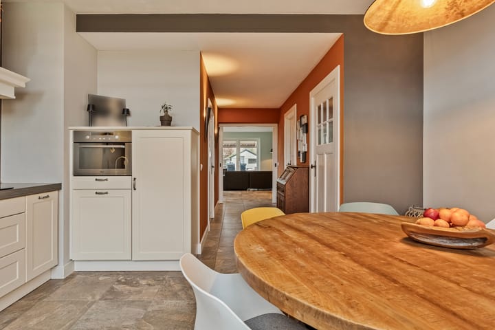 Foto 10 van Ringovenstraat 19