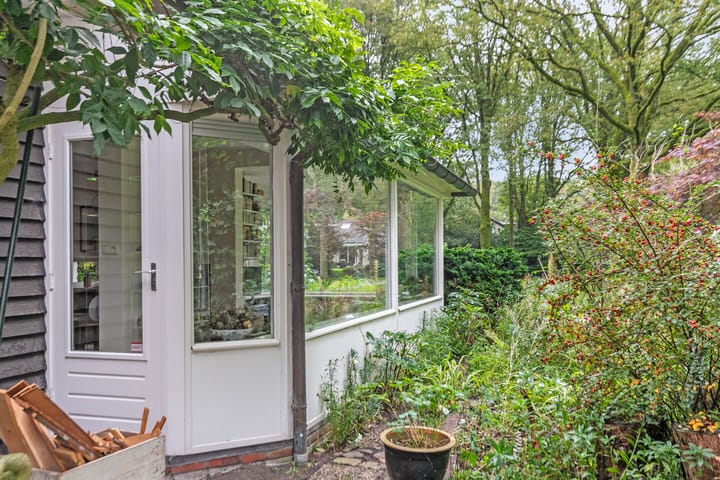 Foto 8 van Leeuwerikstraat 26