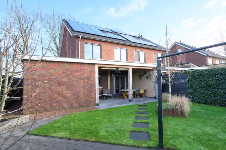 Photo 4 of Korenbloem 38