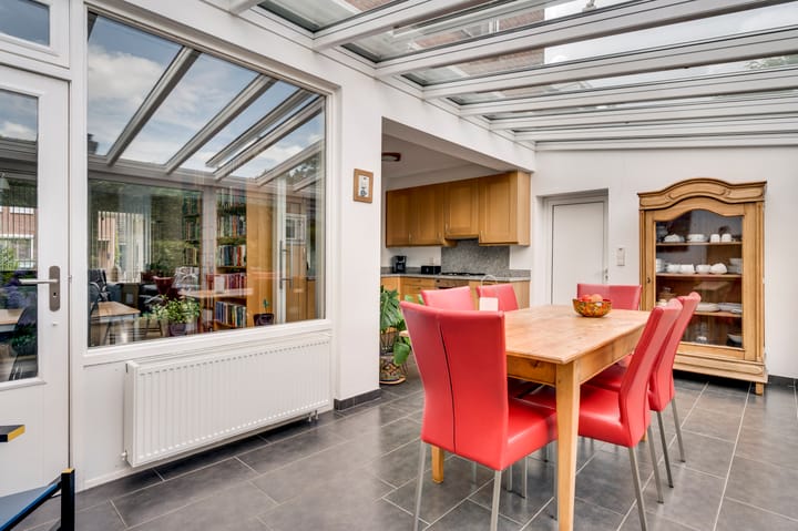 Foto 16 van Looierstraat 14