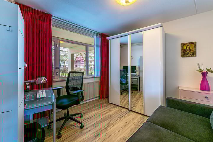 Photo 15 of Zeswegenlaan 185