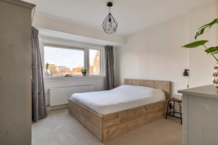 Foto 12 van Van Boetzelaerstraat 98