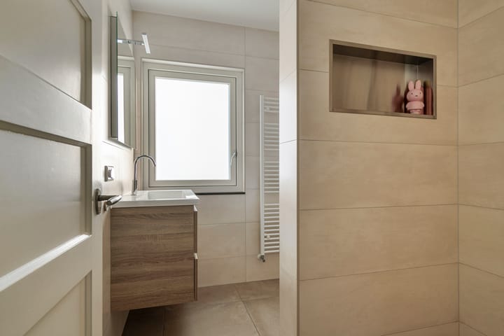 Foto 19 van Van Boetzelaerstraat 98