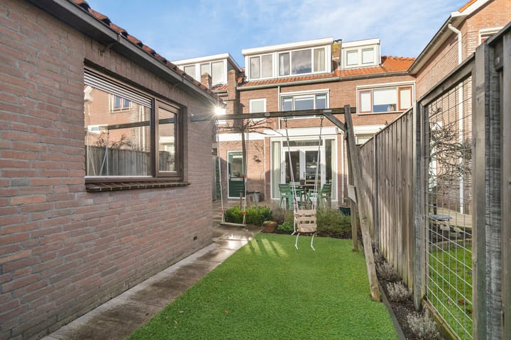 Foto 29 van Van Boetzelaerstraat 98