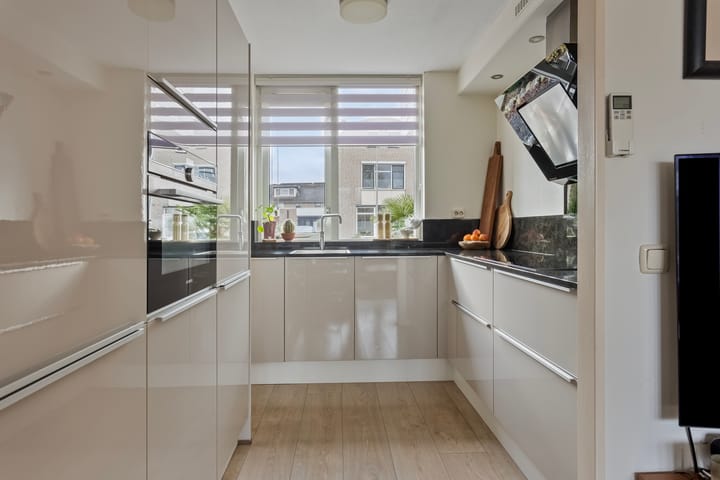 Foto 23 van Dr. Joop den Uylsingel 51