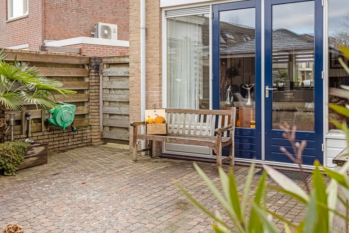 Foto 49 van Dr. Joop den Uylsingel 51