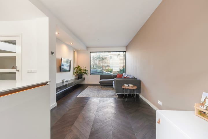 Foto 4 van Mahoniestraat 20