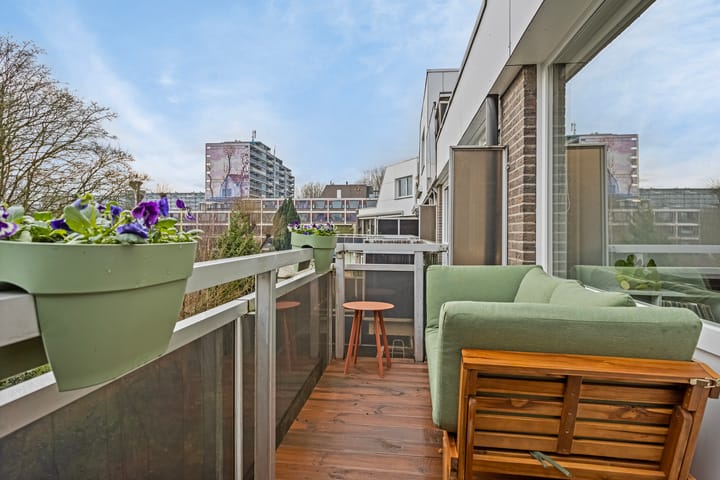 Foto 10 van Michaëlplein 116