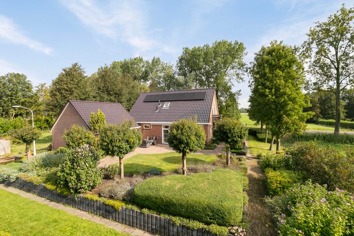 Foto 1 van Engelberterweg 18