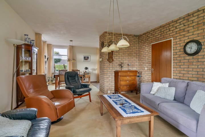 Foto 10 van Engelberterweg 18