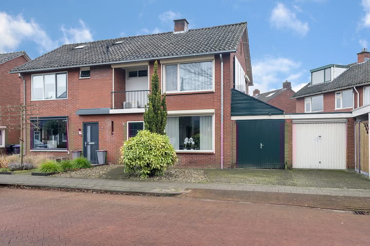 Foto 24 van Bremweg 15