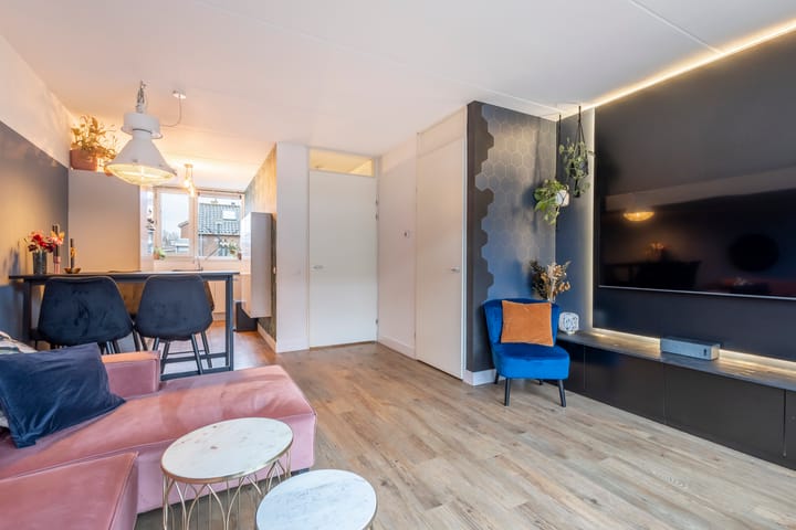 Foto 9 van Troelstrastraat 19